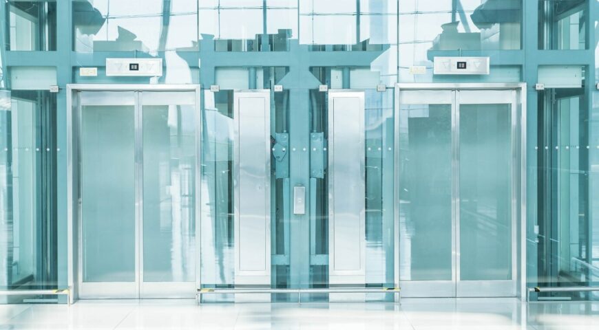 Ascensores de Cristal: Diseño, tecnología y elegancia vertical