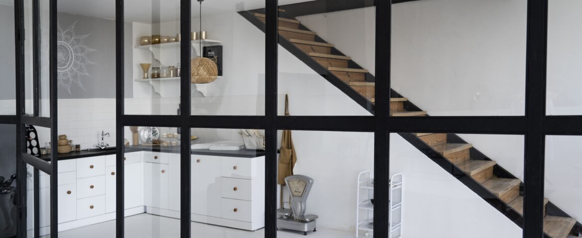 Propiedades del vidrio: Funcionalidad y versatilidad en la decoración