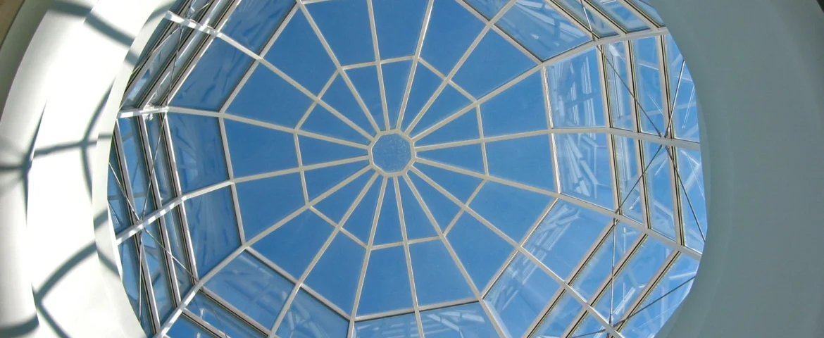 Tipos de cristales para claraboyas: ¿Cuál escoger para tu techo?